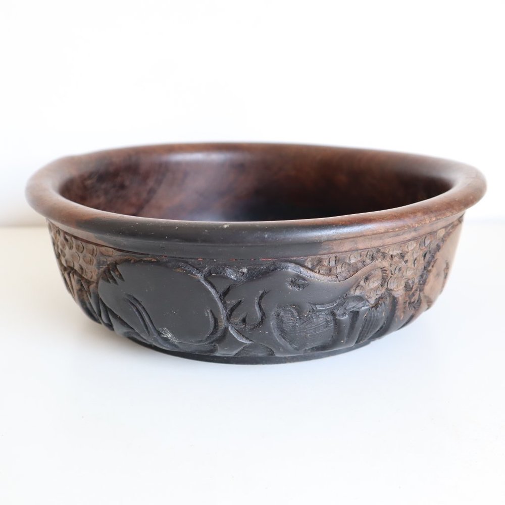 Vintage Hand Carved Wooden Serving Bowl Jungle Themed